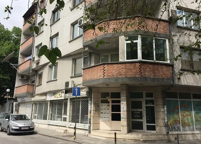 Citycentre Gem With Free Parking アパート